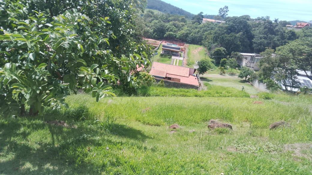 Lote 900 m2 no Residencial Santa Fé 2 (11)